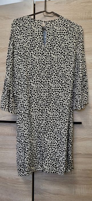 Дамска рокля тричетвърт ръкав