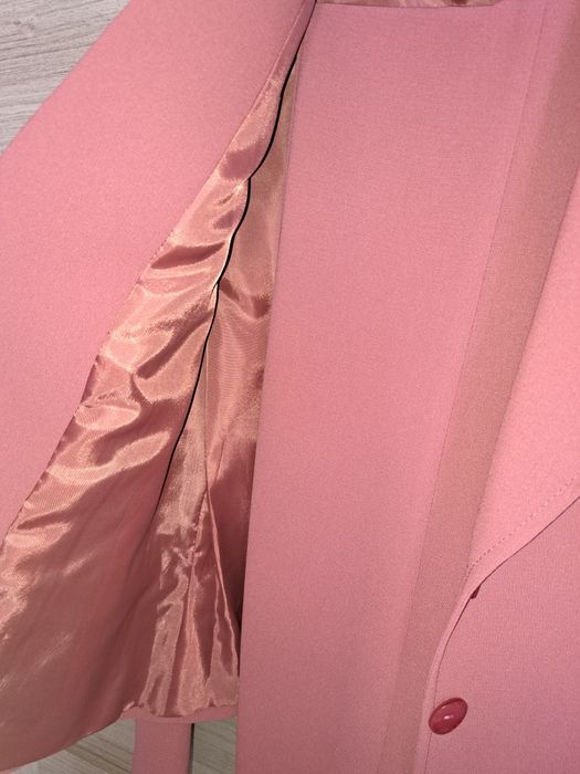 Продам женский брюшной костюм