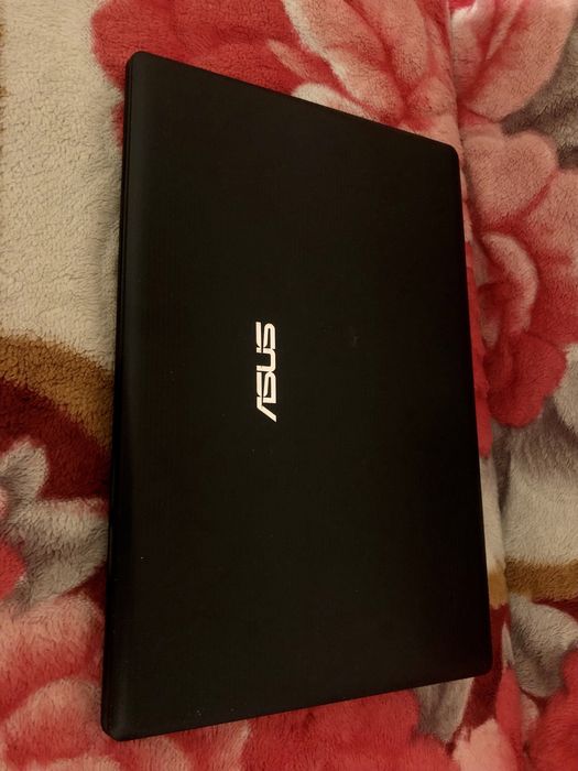 Ноутбук ASUS Radeon Graphics HD7340 SSD128