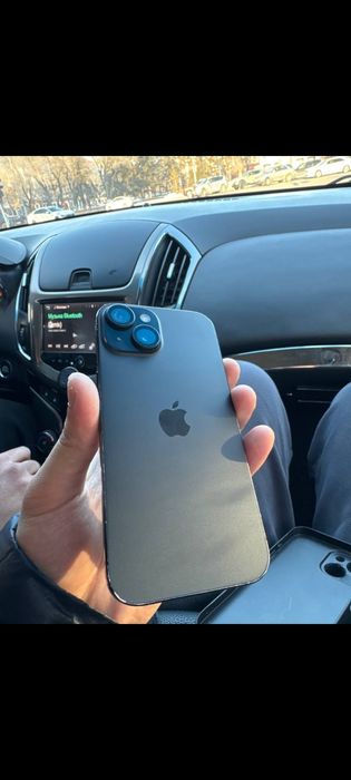 Продаю iPhone 15