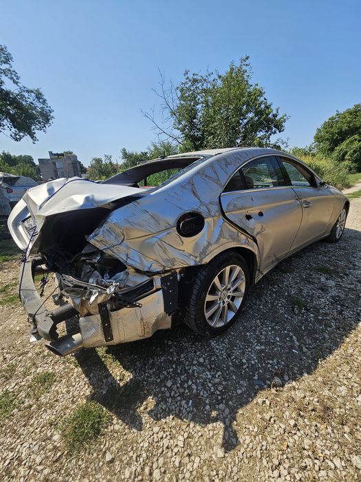 Mercedes CLS w219 3.2CDI На части!