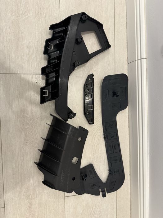 Suport bara/far stanga fata tesla model 3