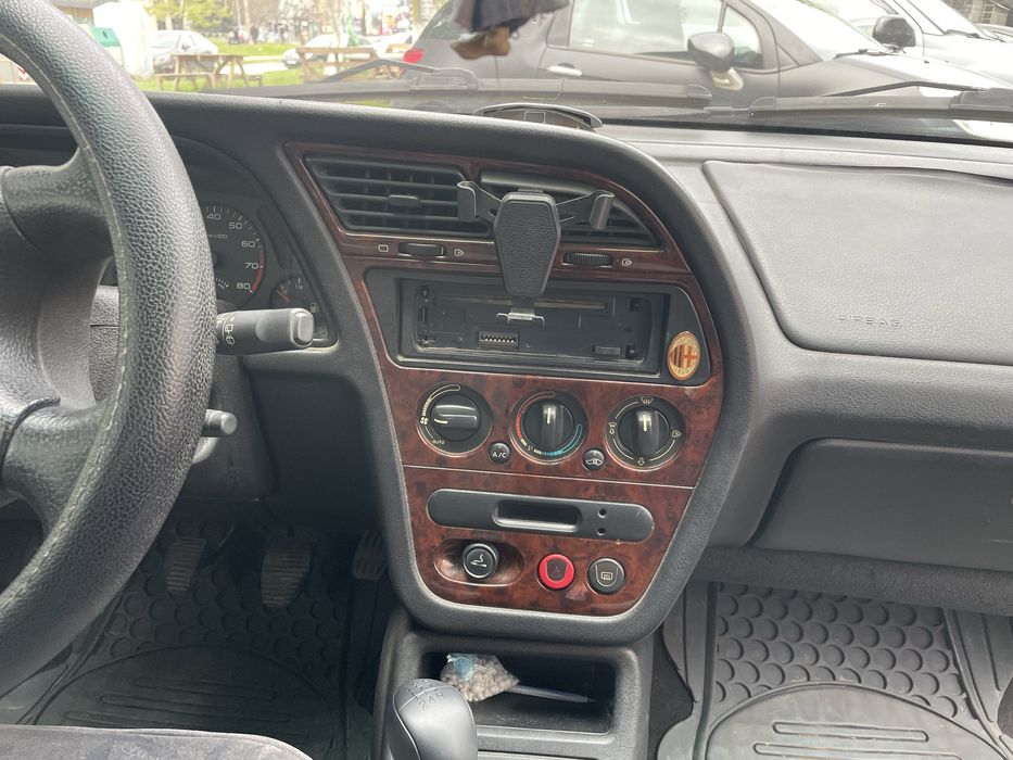 Продавам пежо 306