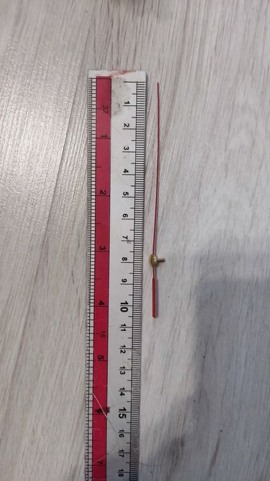 Механизм кварцевый для настенных, настольных часов.