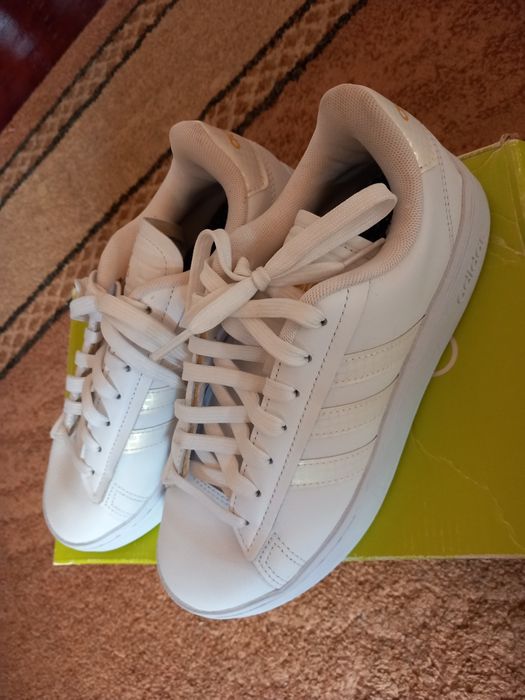 Adidas originali Damă