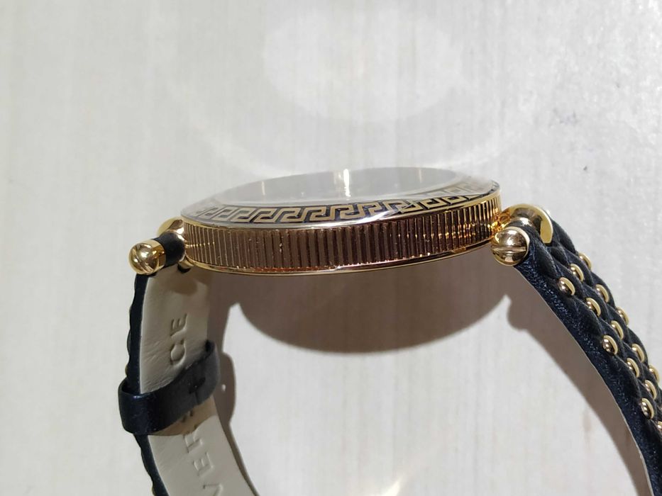Ceas Versace Vanitas VK7 NOU 40mm Sapphire Crystal nepurtat Gold