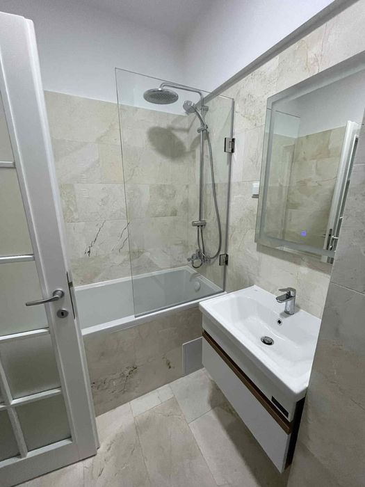 PF închiriez ap. 1 cameră Royal Town Copou