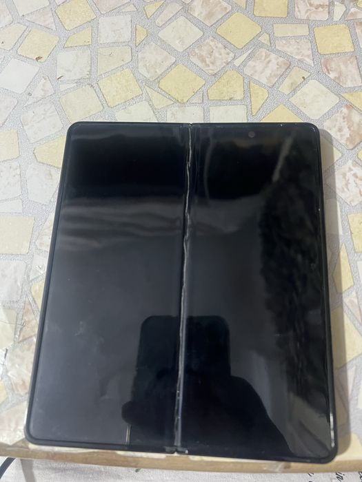 Samsung  Galaxy Zfold4