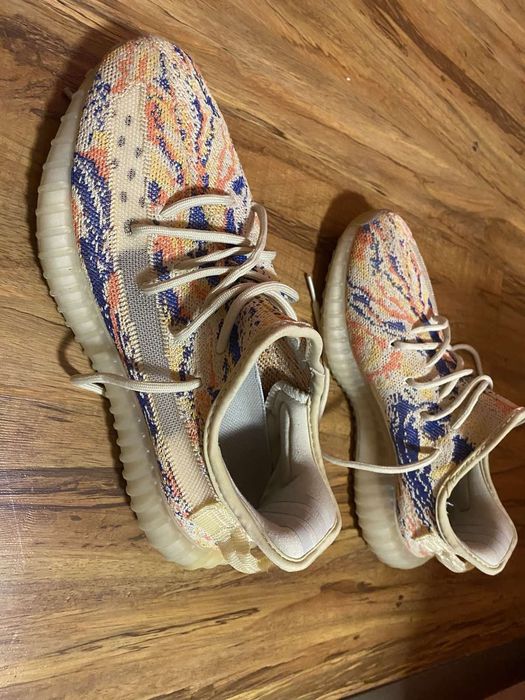 Маратонки Adidas yeezy