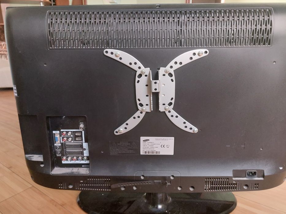 Телевизор samsung