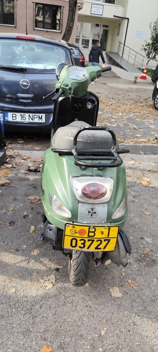 Scuter AGM  50 cmc