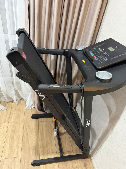 Продам беговую дорожку