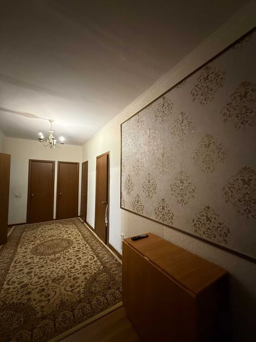 Продается трешка в Юнис Сити