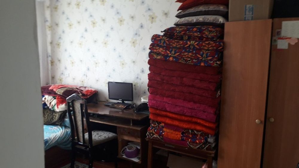 Дукент 13 квартал Квартира сотилади