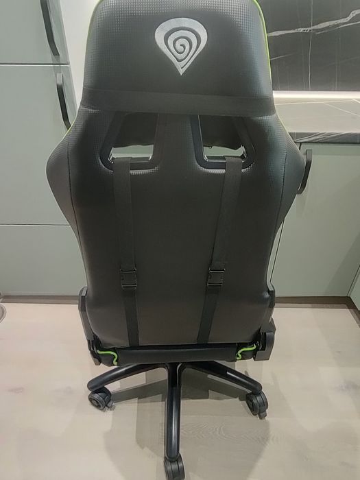 Геймърски Стол Genesis Nitro 880