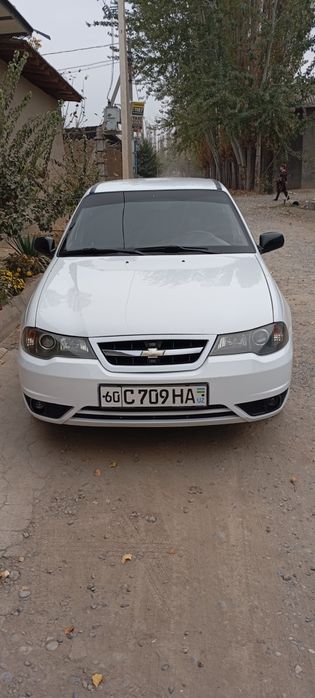 Автомашина Нексия