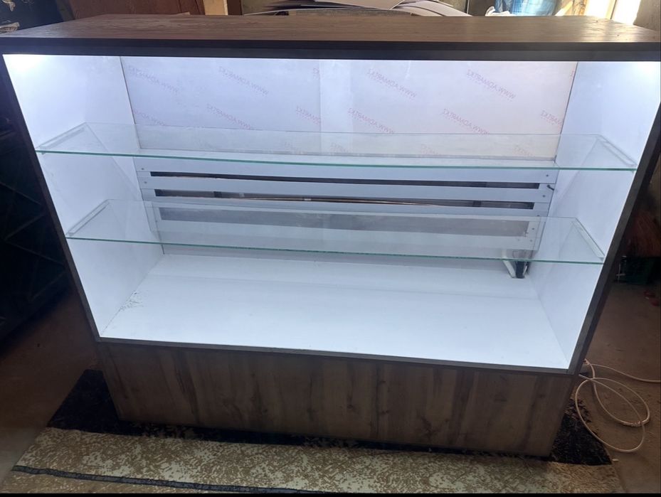 витрина холодильник