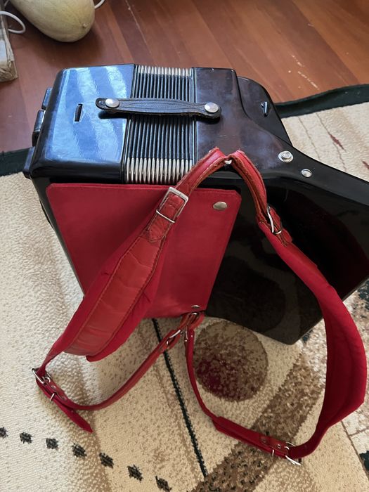 Аккордеон роял стандарт 320 мың теңге