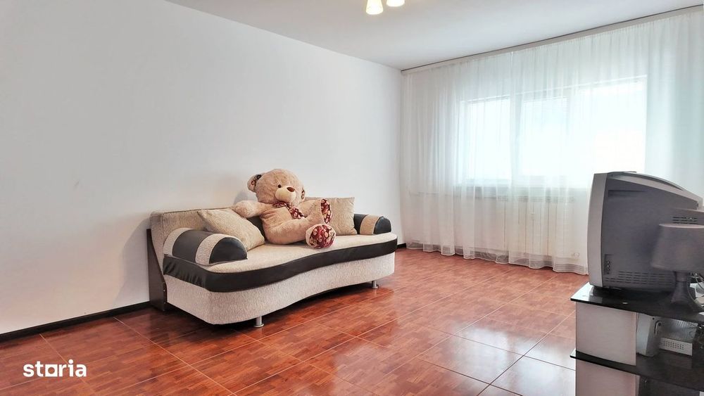 Vindem apartament in Navodari