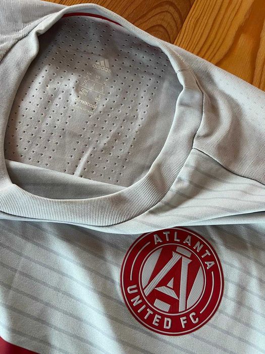 Tricouri fotbal noi MLS Adidas. D.C. United si Atlanta United