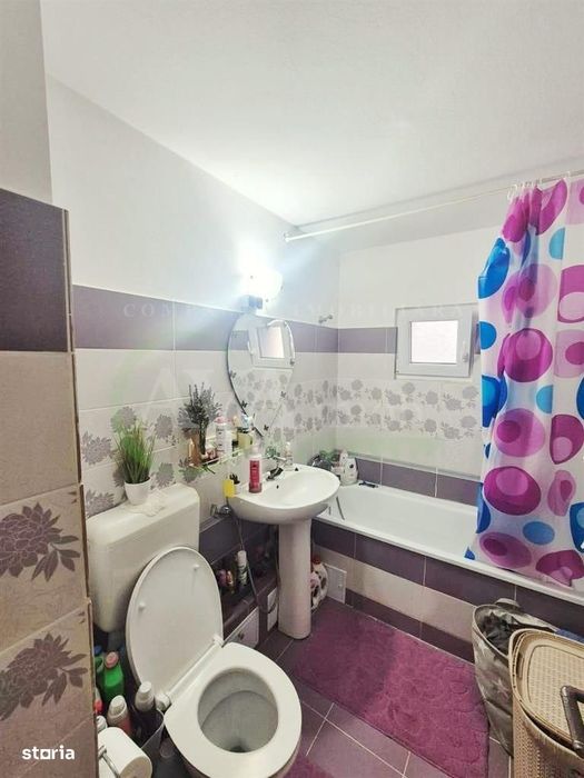 Apartament 2 camere decomandat, zona Stefan cel Mare