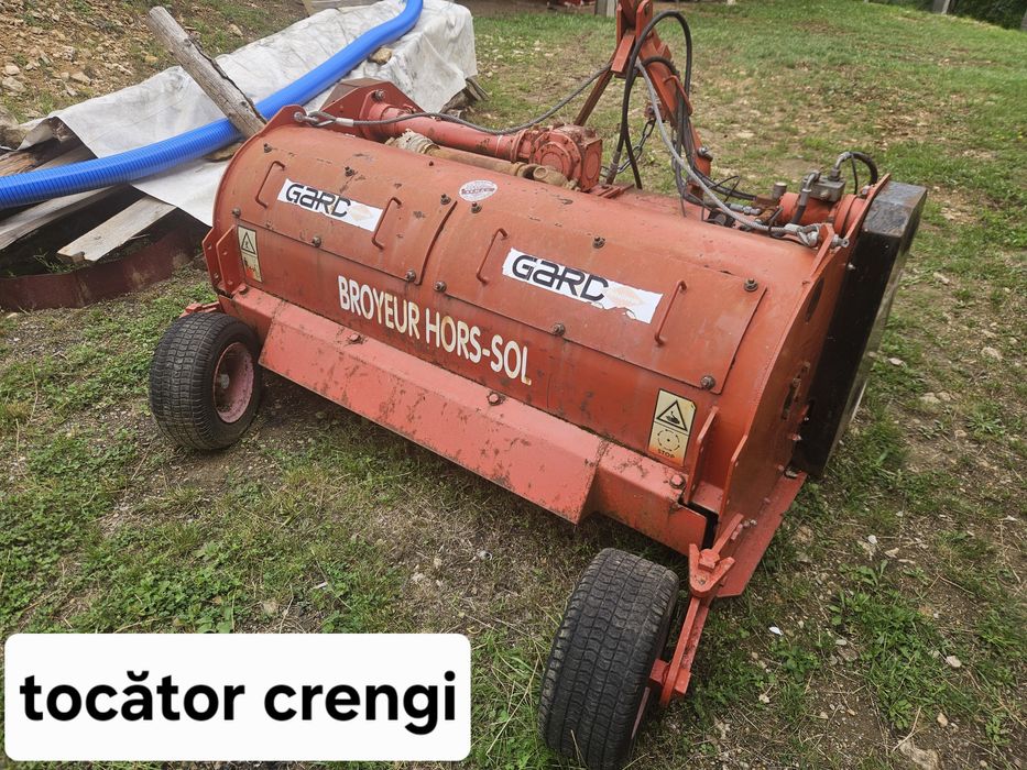 Freza de vegetatie si tocator cu picap pentru crengi , broior