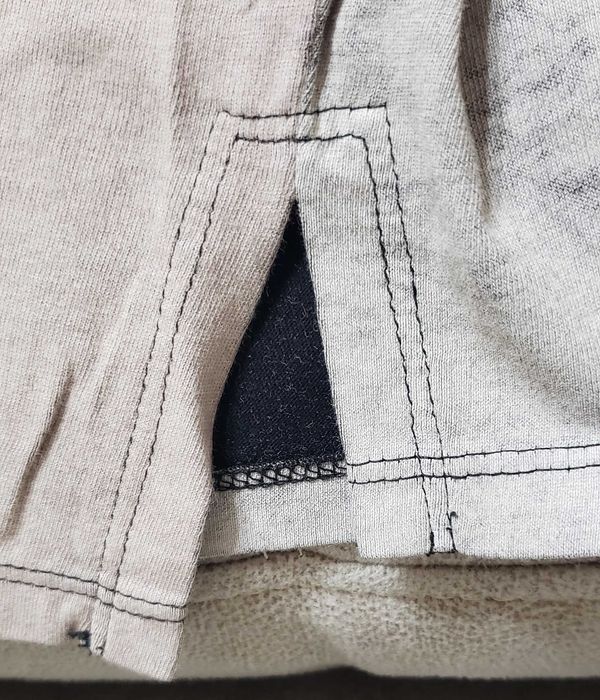 Нови оригинални фланелки GUESS - 100% памук, размер - L