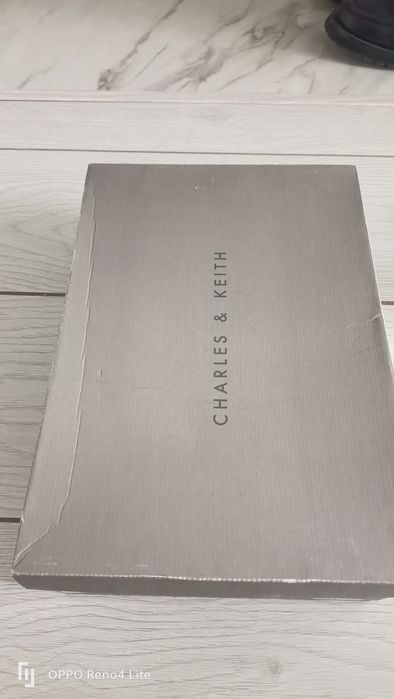 Продам туфли нарядные