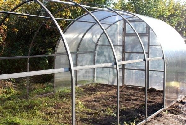 Теплицы с установкой