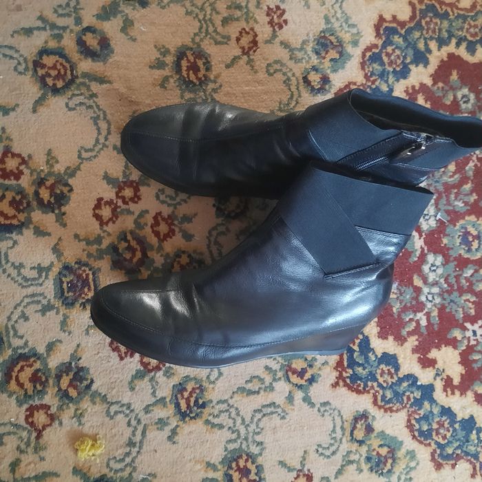 Продам ботильоны  40 размер!