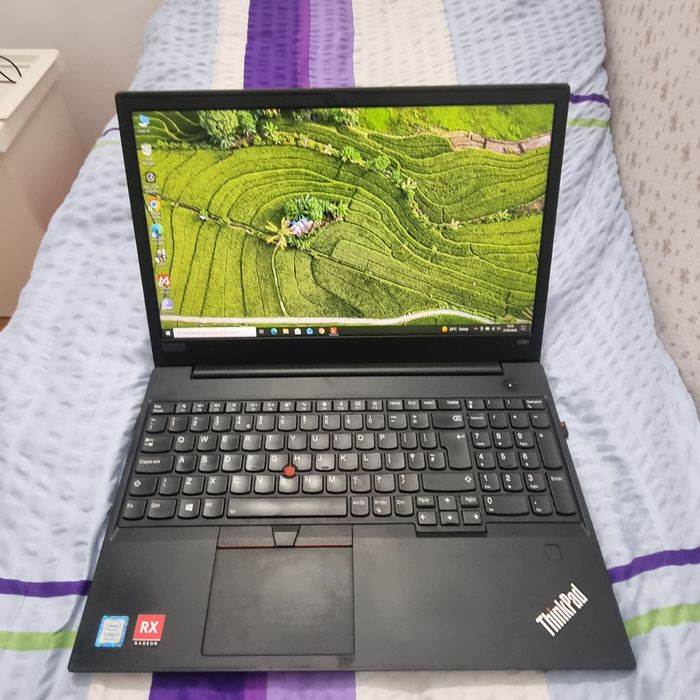 Lenovo I7-8565U,16Gb Ram, Ssd 512Gb