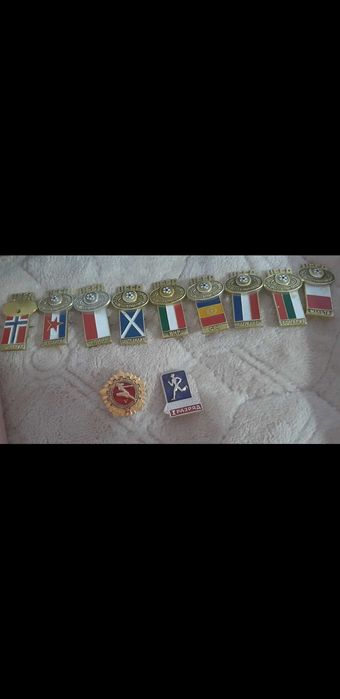 Продам значки СССР