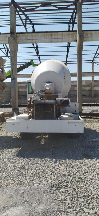 Бетономешалка с самозагрузкой