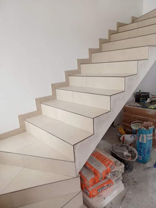 Zugrav faianțar București