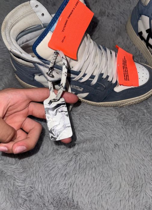 3.0 Off Court Supreme Suede