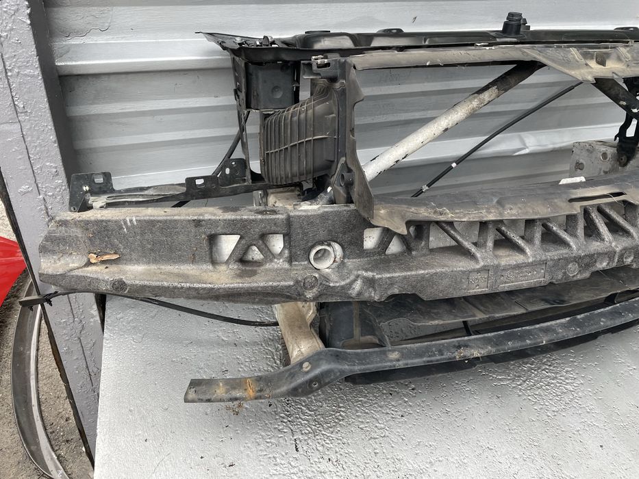 Очиларка/ маска БМВ Ф30/ Ф31 (maska bmw f30)