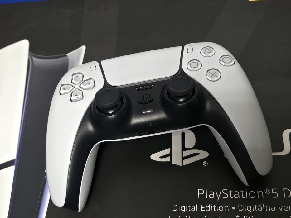 ***КАТО НОВ 1TB Sony Playstation 5 Slim Digital Гаранция Технополис 20