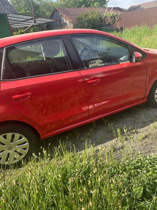 VOLKSWAGEN Polo 2010 — imagine 4