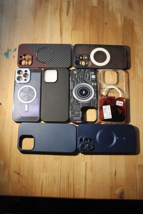 iPhone 14 Pro Max Space Black + 8 Huse