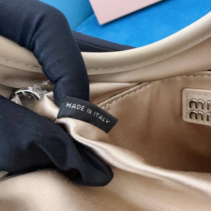 Geanta Miu Miu Medium