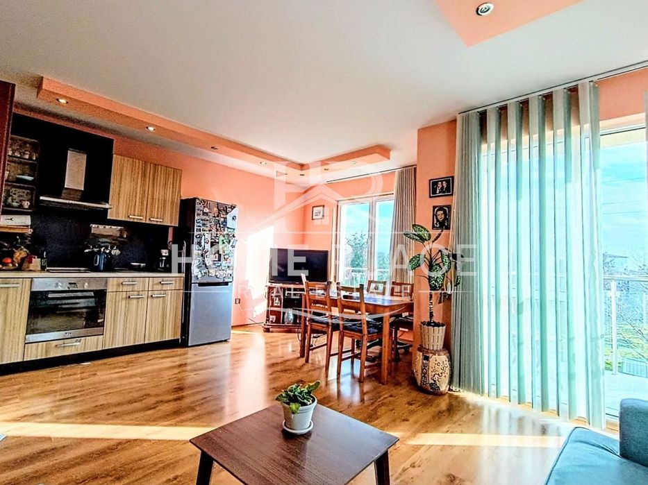 Дава се под наем Тристаен апартамент в Варна, Бриз - 80 кв.м за 747.66 € - Снимка #3