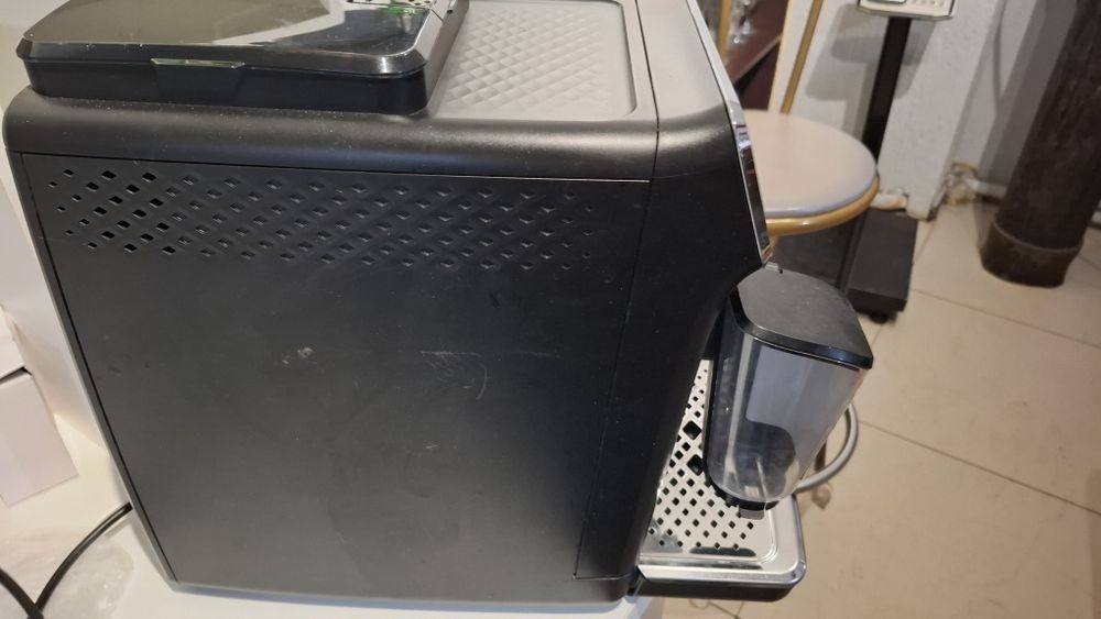 Продам кофе машину PHILIPS НОВАЯ