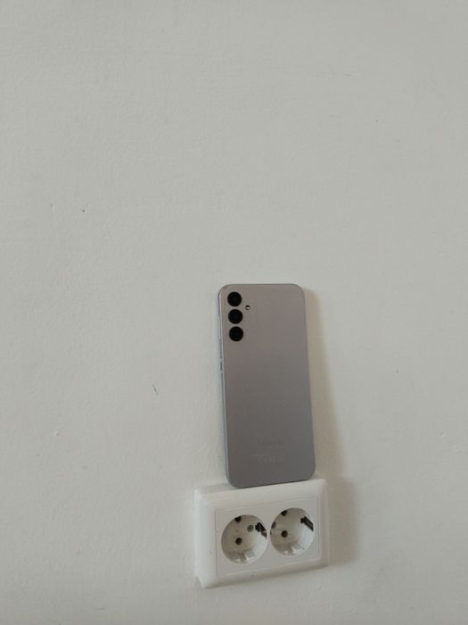 Продам телефон Самсунг А 14.   64гб