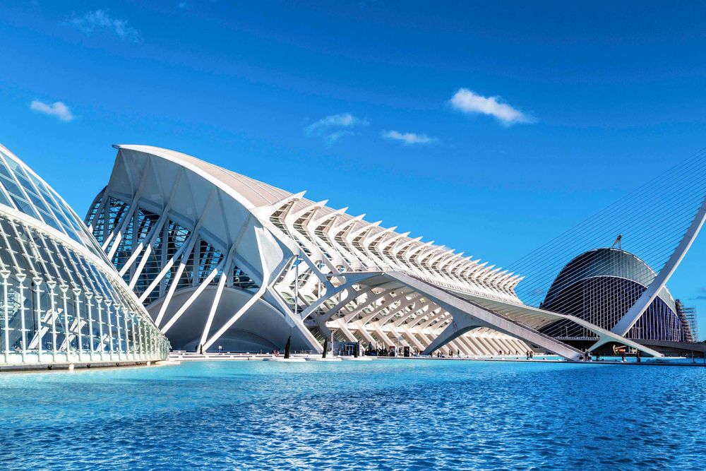 СПЕШНО! 13 ДНЕВЕН ЛУКСОЗЕН КРУИЗ! Забавления от световна класа!