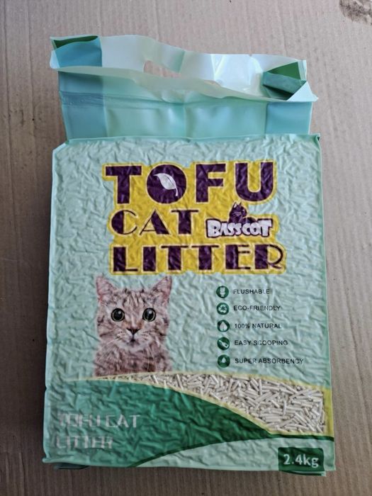 Кошачий наполнитель и корм