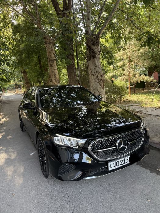 Mercedes benz w214 E200
