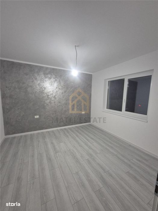 Vand Casa parter in Mosnita Noua zona Valery