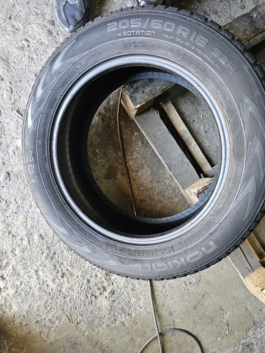 2 anvelope iarna 205 60 16 Nokian 2021