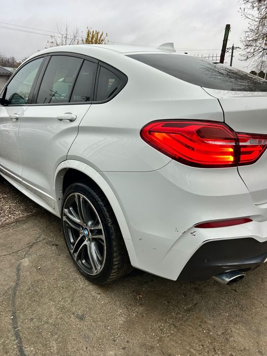 Haion cu lunetă BMW X4 F26