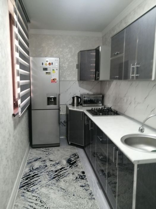 Продам 2 ком Юнусабад 18 квартал кирпич
